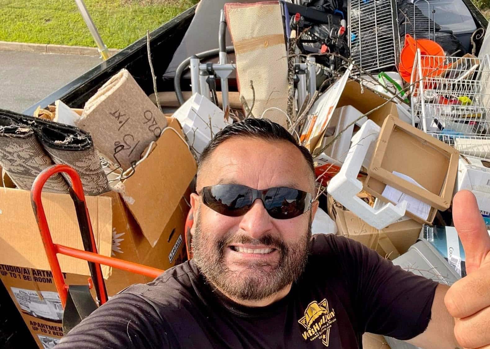 Junk Removal for Aging Parents: Home Cleanout Help in 2026