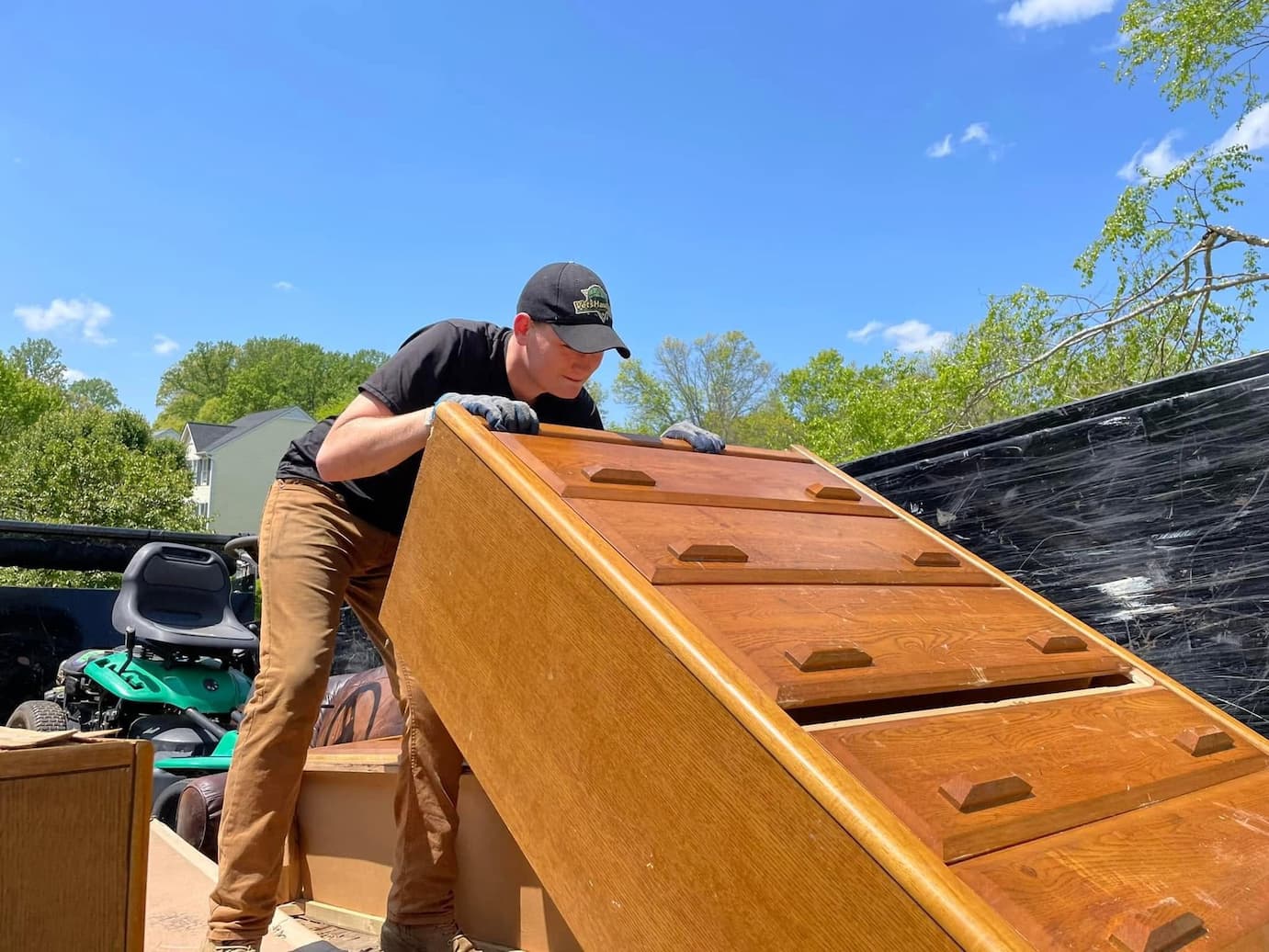 What to Do With Old Furniture When You’re Moving or Downsizing